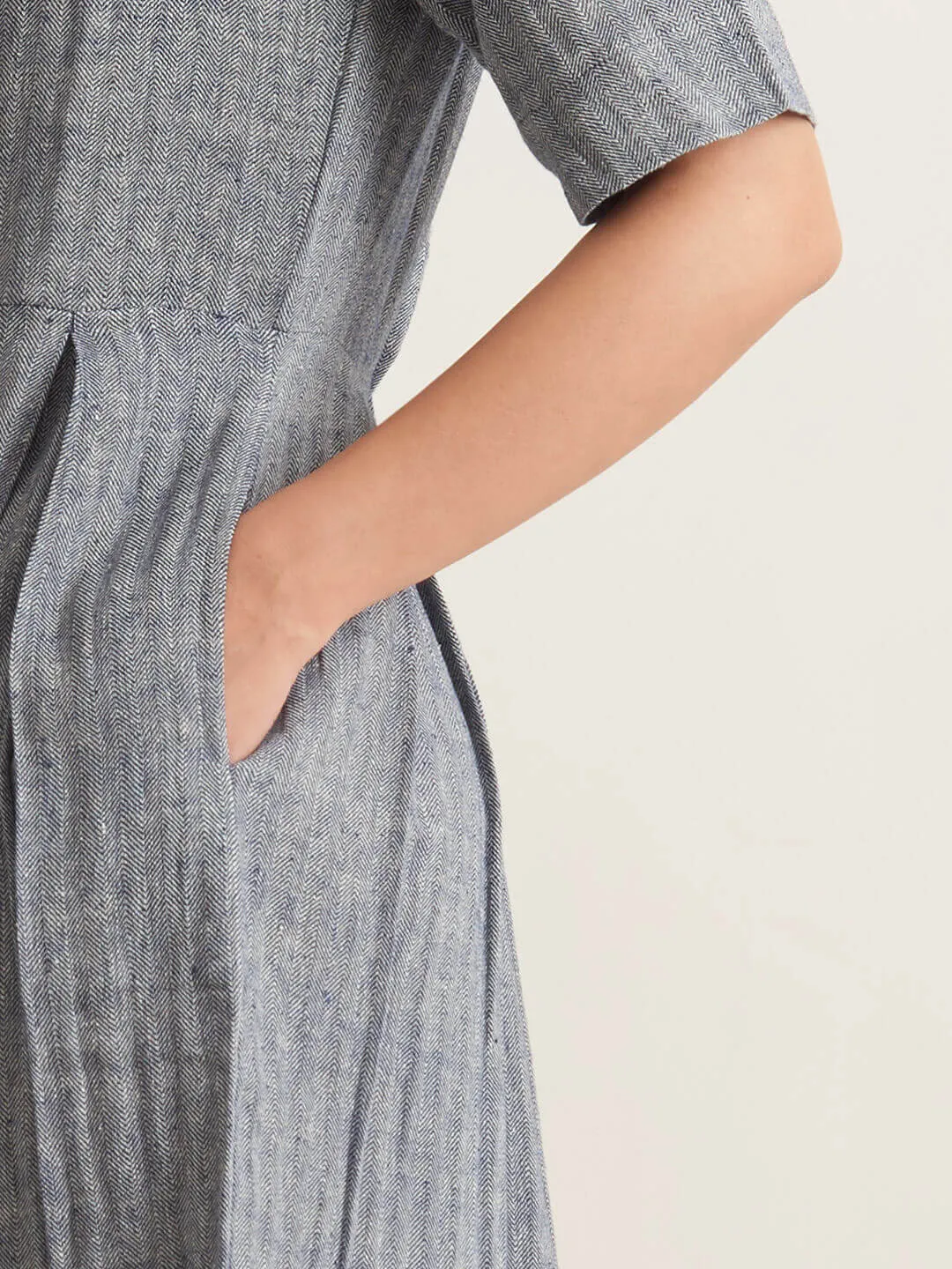 Box pleat shirt dress